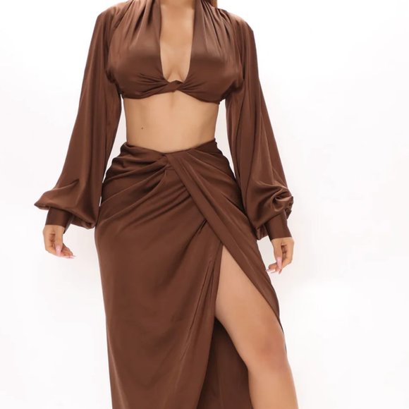 NEW Brown Fashion Nova "Satin" Skirt Set - Picture 1 of 3